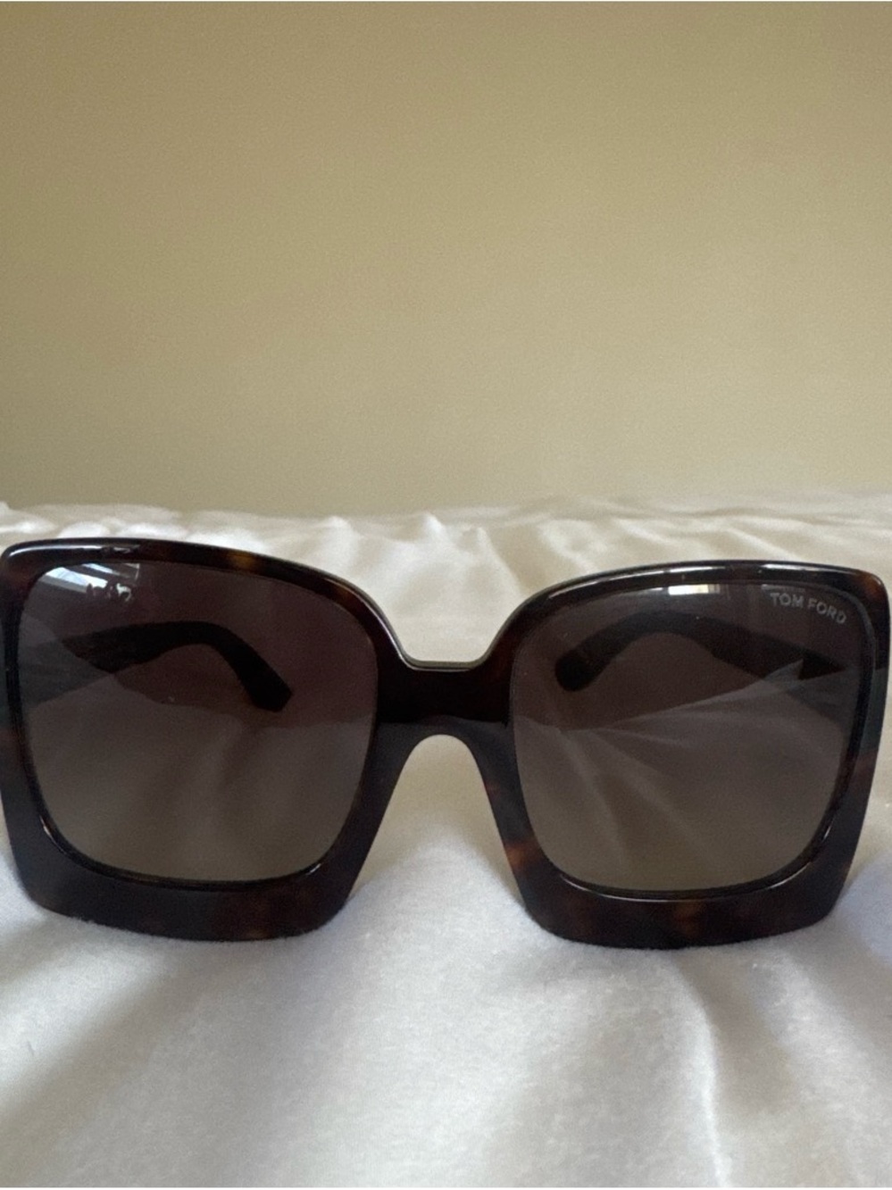 Tom Ford Tortoiseshell Oversized Square Sunglasses - Brown Gradient Lenses